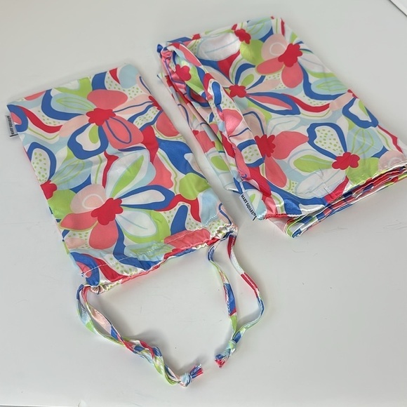 NWOT Mary Square Satin Pillowcase Color Me Happy - Picture 2 of 6